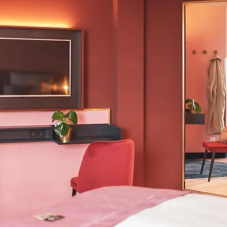 - The Niu, Loco North By Ihg 3* Munich