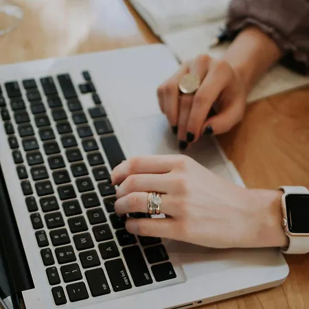 - The Niu, Loco North By Ihg Μόναχο