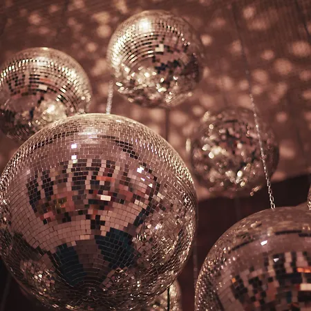 - The Niu, Loco North By Ihg 3* Μόναχο