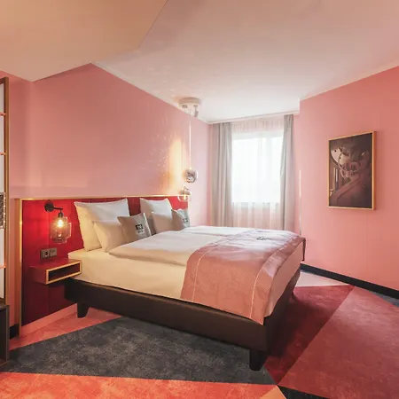 - The Niu, Loco North By Ihg 3* Μόναχο