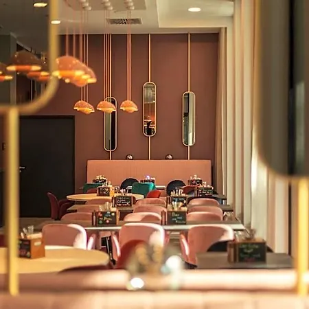 - The Niu, Loco North By Ihg Münih