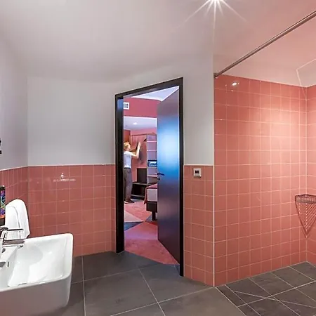 Otel - The Niu, Loco North By Ihg Münih