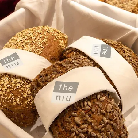 - The Niu, Loco North By Ihg Hotel Monaco di Baviera