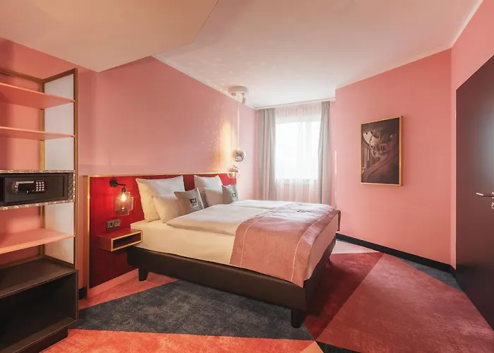 - The Niu, Loco North By Ihg 3* מינכן